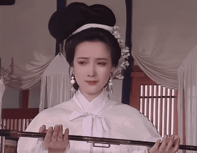 何晴走了	，伴随在她身上的3个疑问，也该解开了