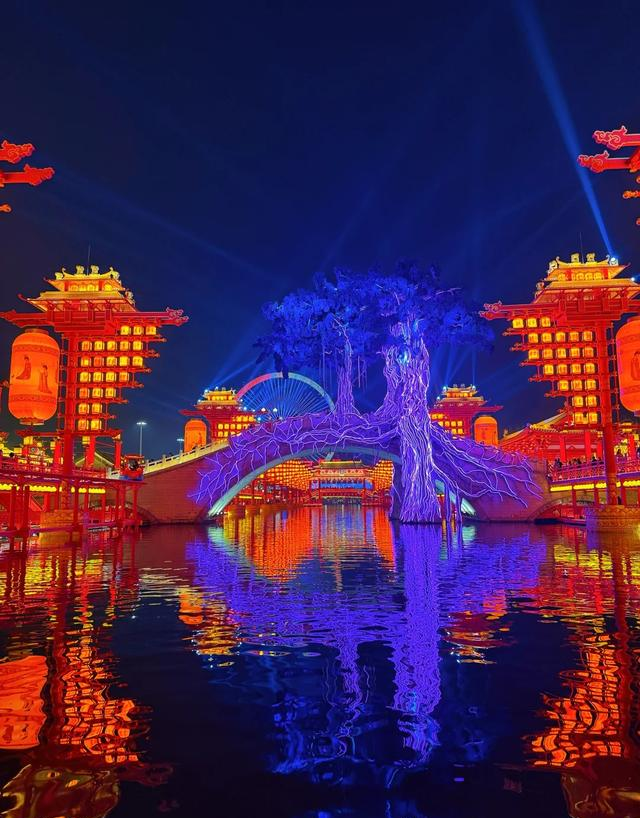 河北又一景区火了，被誉为北方水上大唐不夜城，夜游赏景超震撼