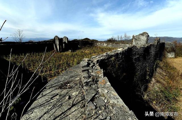 南漳：双龙寺里樊家寨
