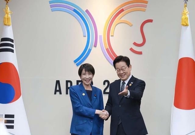 高市等到强援，李在明下总统令，对中国船只下手，要在苏岩礁硬刚