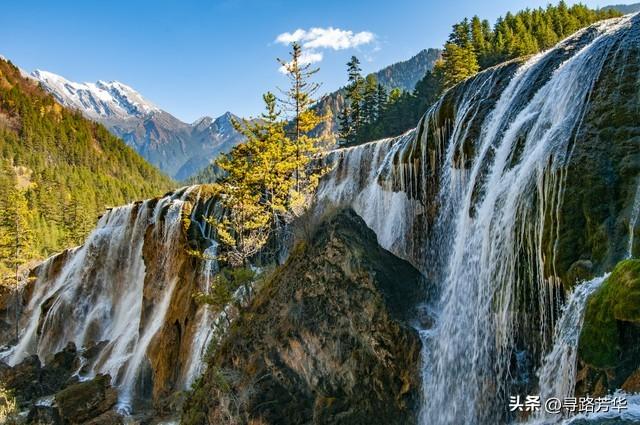 忆起诺日朗瀑布前的那个少年