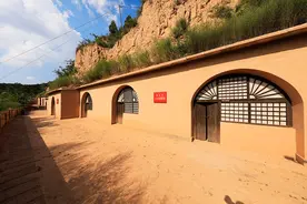 【走进展览】红色工运的延安记忆——寻访中共中央职工运动委员会旧址图片