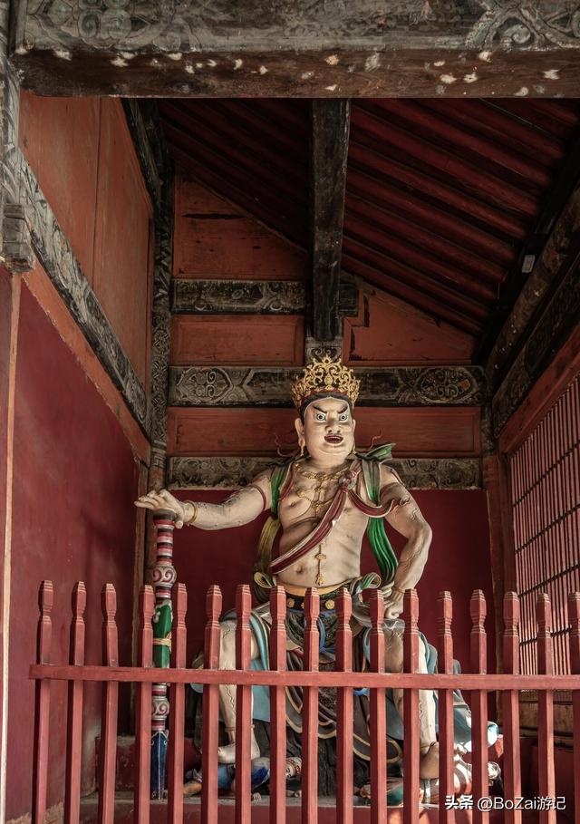 四川深山惊现明代小故宫，龙纹瓦当+楠木巨寺，逾制之谜藏六百年