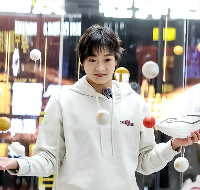 全红婵为何能夺冠？官媒暴露原因，陈若琳功不可没，陈芋汐没说错