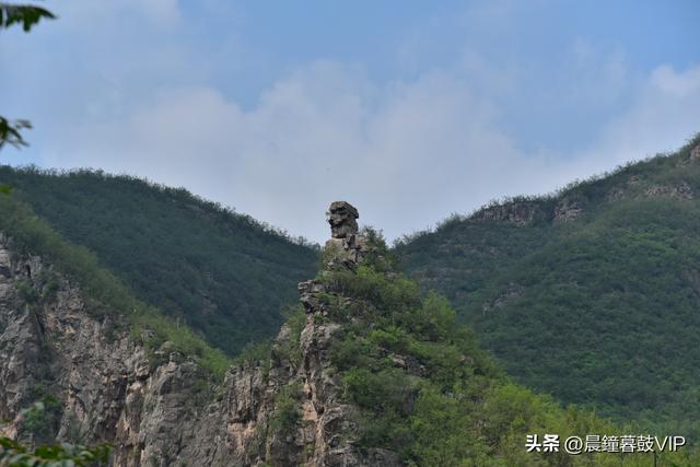 太行山平顺县的天路