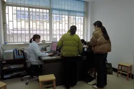 “害怕长大”①做个“普通人”太难了图片