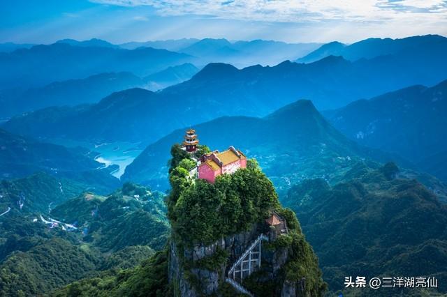 入蜀记·过巫山凝真观——【宋】陆游