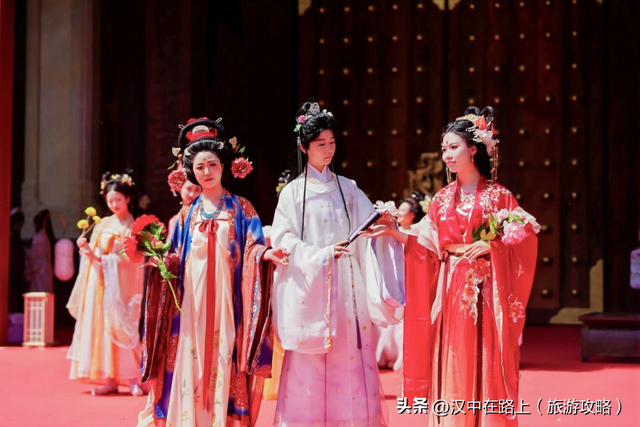 汉中高校学生看过来！逛兴汉胜境景区、看演出全免费！