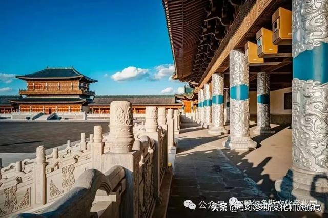 用中国传统色打开鄂尔多斯文化产业园的秋天