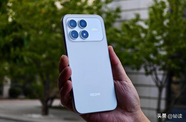 实测REDMI K90：硬核实力重构性能想象