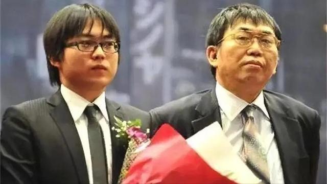 聂卫平去世仅1天，被爆私生活混乱，三任妻子被扒	，郎平也受牵连