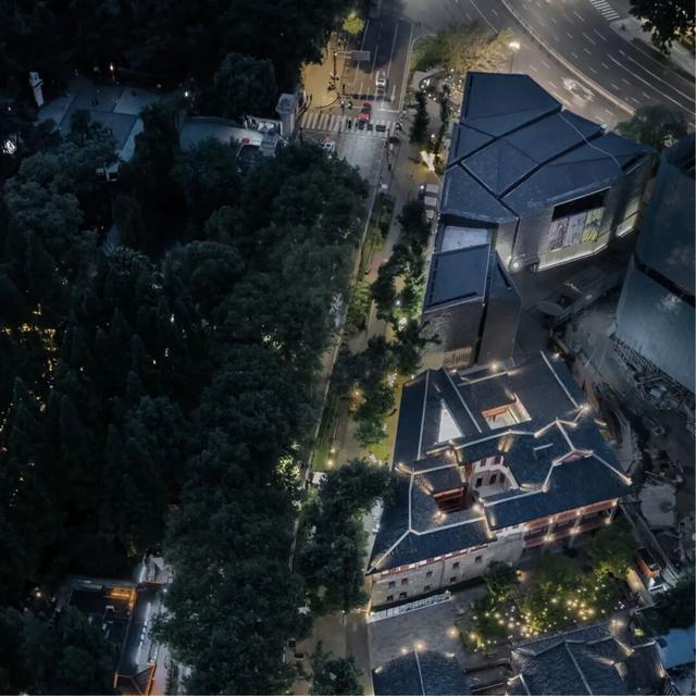 这条两百余米的街道，曾是抗战时期成都的文化中心