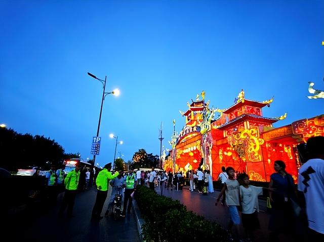 开封交通优化提升：东京大道畅通，240万招标古城旅游交通规划