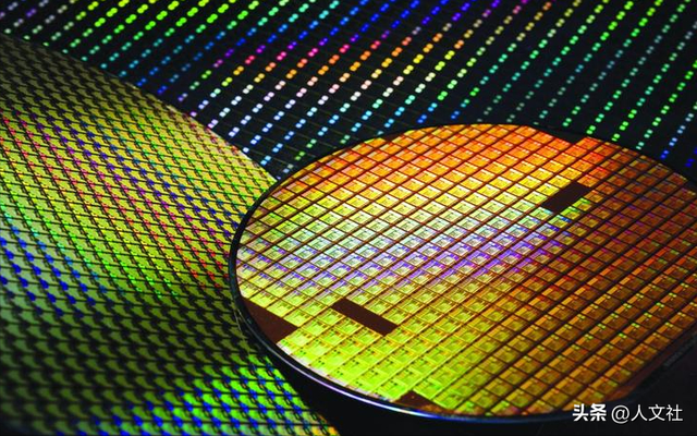 历史性突破！全球首款2nm手机芯片成功量产，这次真的遥遥领先了