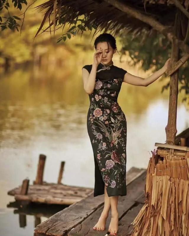 她一生 “风流成性、老少通吃”，撩汉无数	，现如今57岁却依旧单身