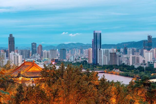 从郑州出差兰州，毫不客气地说	，兰州的 “长”，真不是吹出来的！