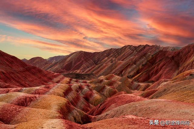 这些地方藏着极致风光秘境，魔力十足呀，有多少人没见过全貌？