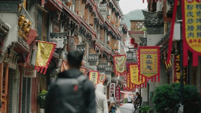浪浪山外有佛坪,吹过的风都带着自在