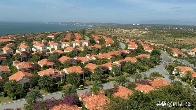 越南8日游（第六天，美奈仙女溪、红沙丘和小渔村日落）