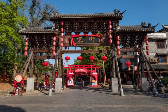 去了一个很卷的城市，景点多到逛不完，太适合反向出游了！