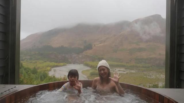 新西蘭潮什麼｜梁芷珮豪玩皇后鎮！住豪宿登雪山+坐鲨鱼艇飆18尺