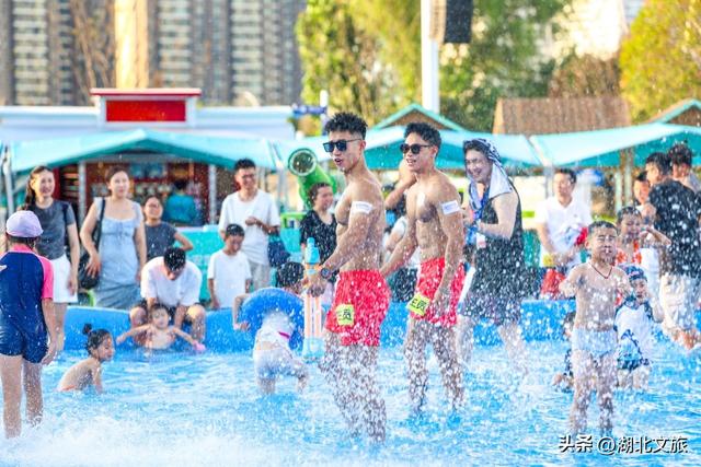 军人免费、市民优惠畅玩！22℃极地打造夏日清凉典范