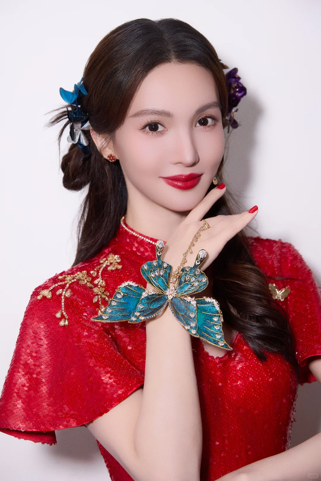 这下麻烦大了！不到24小时	，金晨接连传来2大噩耗，个个戳心窝