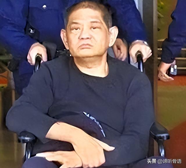 100多位情妇，包养费上亿元，9女同床却落得个凄凉下场	、人财两空