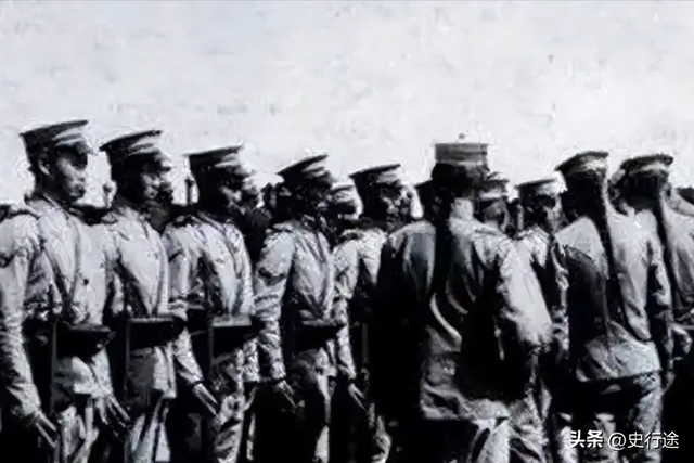 他是河南第一任省委书记，47岁因病去世	，其秘书后成为国务院总理