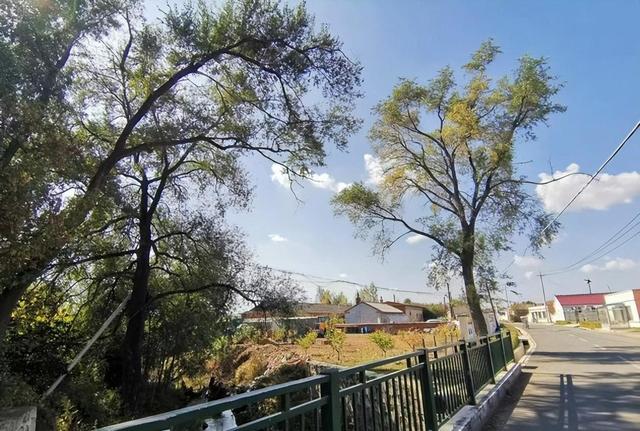 吉林市新北街道管辖的大红土村，是不是满语地名