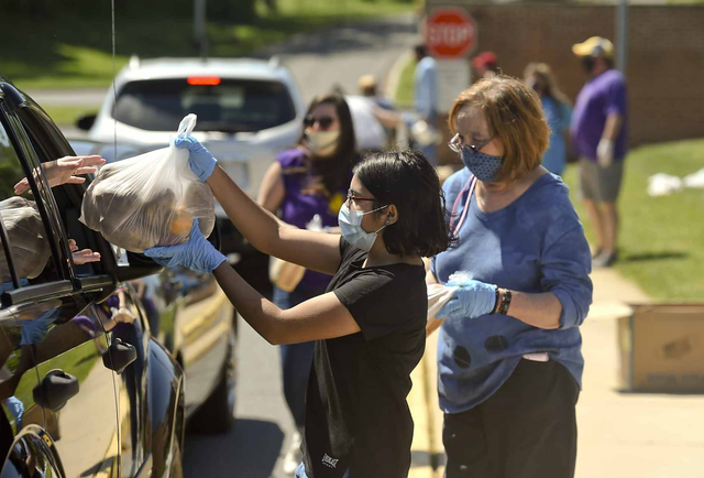 美国内斗升级，特朗普准备打大仗	，牺牲数百万美国人也在所不惜？