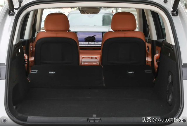适合的家用SUV，零跑C10凭什么连续销量破万？看看车主怎么说