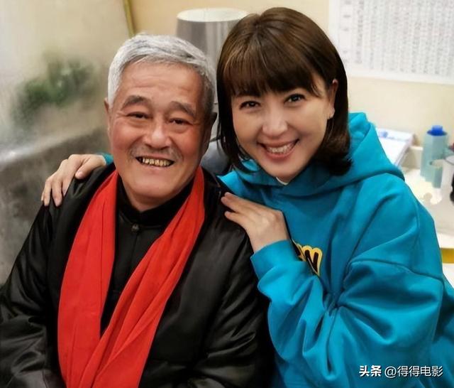 闫学晶事件再升级，过往言论被扒：农民挣钱不难	，你穷是因为你懒