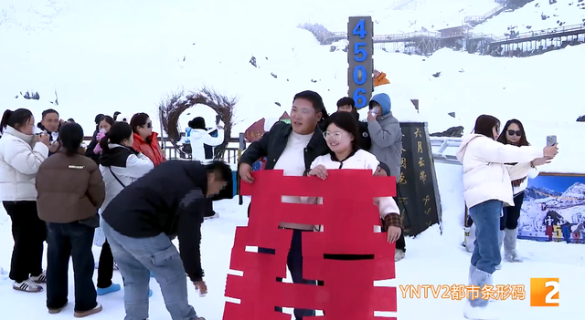 云南多地迎来初雪，你以为要出太阳了吗？不，雨季还没结束→