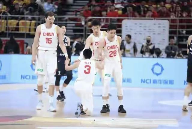 赵睿火线驰援！中国男篮客场冲击复仇，郭家军能否洗刷首败屈辱？