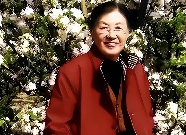 毛主席去世仅一年，时任北京市委书记就被开除党籍：我是党的女儿