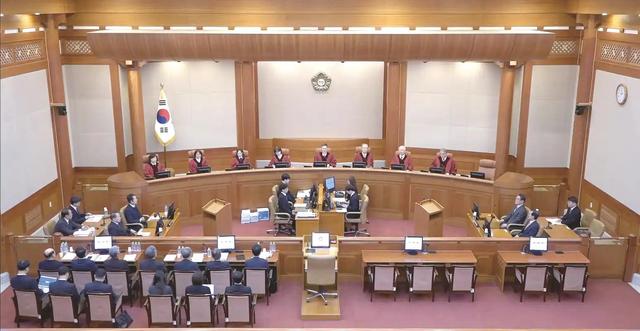 60多年来头一遭！韩国政坛做出重大决定，尹锡悦等来一个坏消息