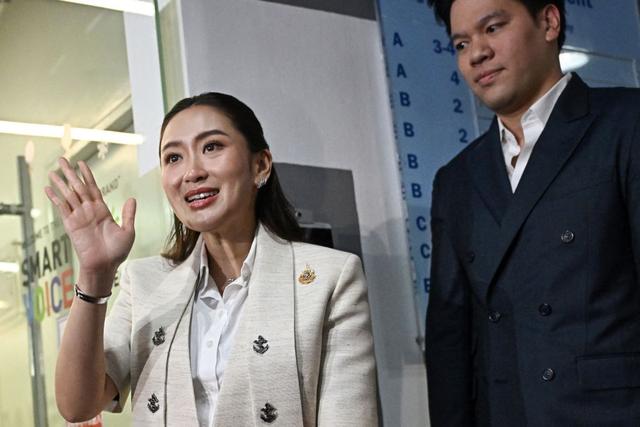 5票对4票，泰法院正式批准，佩通坦痛击洪森后，官复原职还有戏吗
