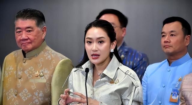 三天攻下柬埔寨？泰国外长赴美求助，47国收到通知，中方斩钉截铁