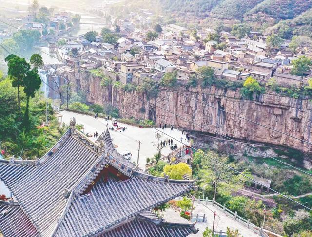 平顺县虹霓村，不愧是“秋景天花板”！