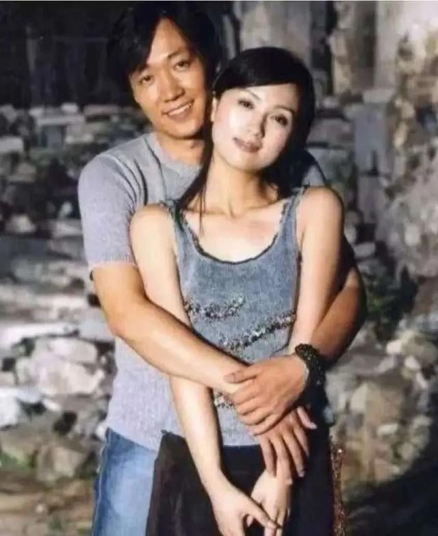辛柏青丧妻刚满100天，离谱的事就发生了，被撮合娶马伊琍引争议