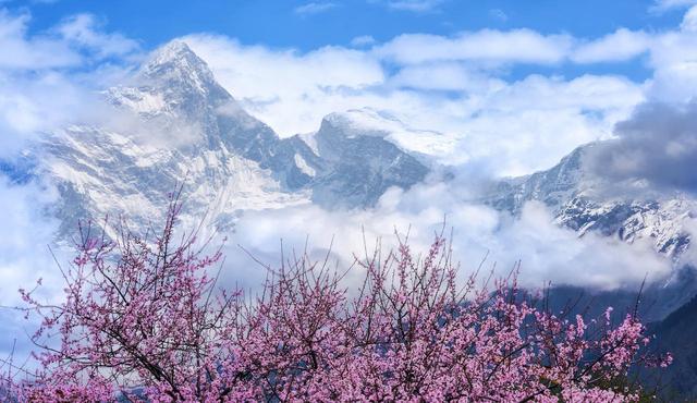 我心目中最震撼的 7 大雪山，我把梅里雪山排在了第 3，玉龙雪山第 6