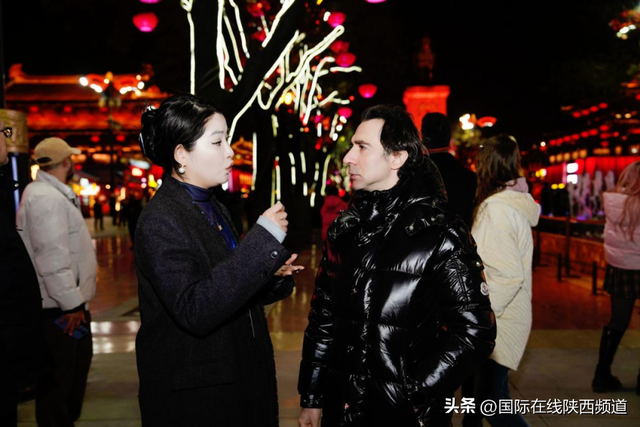 狠狠圈粉！外籍专家在西安大唐不夜城邂逅“中国式浪漫”