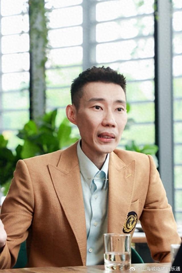 36岁羽坛名将李宗伟患癌喉咙全烂，花近1000万续命，如今怎样了？