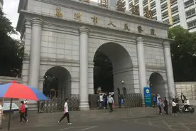 县医院被托管成常态，这所医院却是例外，被称为县城里的省级医院图片