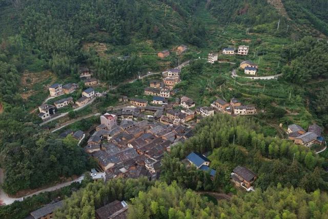 逛古村，喝咖啡，高端的度假就是这么朴实无华