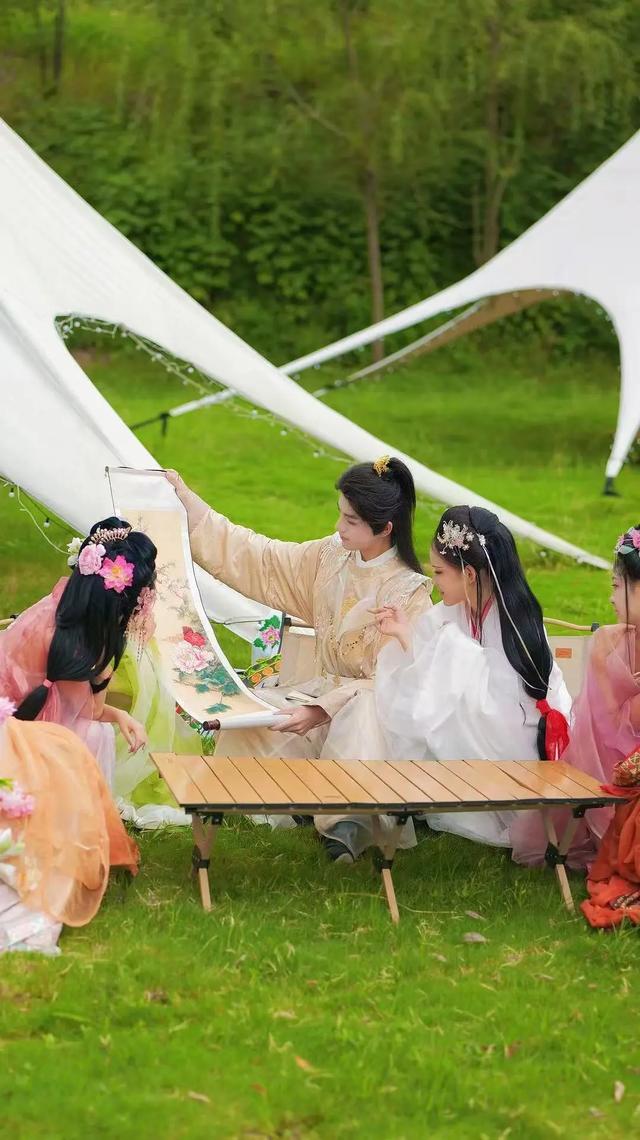 双节至，玫瑰开！山与玫瑰8天限定快乐即将上线~