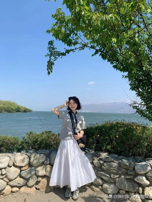 站着拍全身照怎么摆姿势？9个全身照站姿，又美又自然