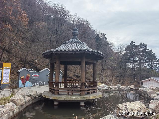 立冬时节的霍州七里峪，山间已透出清冽的冬意