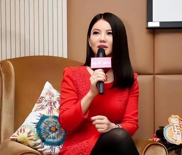 王岳伦也没想到，李湘捧在手心的女儿王诗龄，竟给她惹了个大麻烦